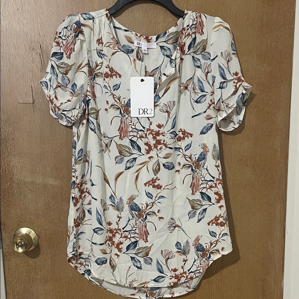 DR2 Women's Floral Blouse - Cream and Blue